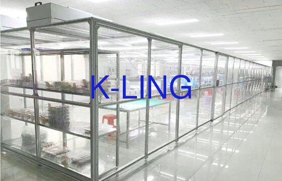 Cabina de limpieza modular que utiliza filtros HEPA para garantizar la filtración del aire y el cumplimiento de la sala limpia en la fabricación de semiconductores